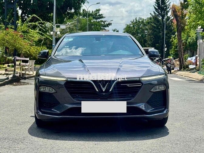 VinFast Lux A2.0 2019 - 30000 km