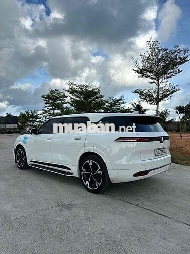 Vinfast VF9 Plus 2024 Thuê Pin CATL Bản 7 ghế