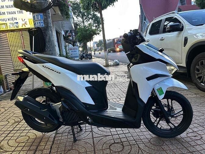 - Vario 125 Form Mới - Ký Công Chứng Bấm Biển Ngay