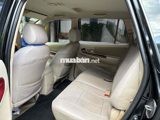 Toyota Innova 2007 G - 180 km