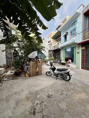 Nhà đã có GPXD sẵn xây mới, DT 8x8m