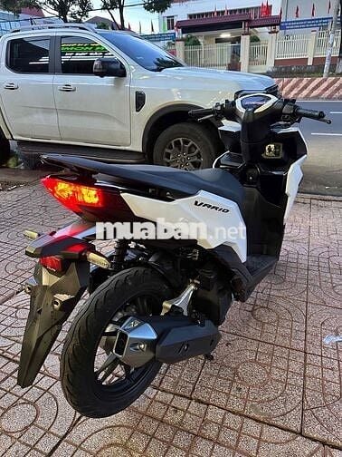 - Vario 125 Form Mới - Ký Công Chứng Bấm Biển Ngay