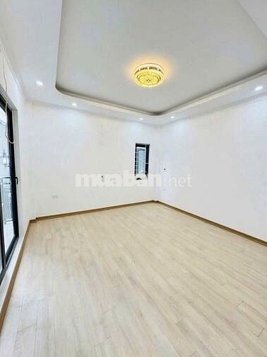 🏡 NHÀ ĐẸP ĐÔNG LA– CHỈ HƠN 3 TỶ - NHÀ 40M 4 TẦNG XÂY MỚI