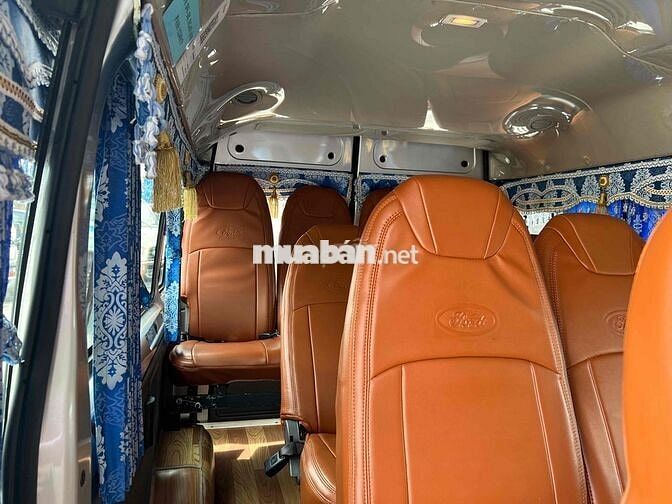 Ford Transit 2023 - 62000 km - Xe hợp đồng đi kỹ