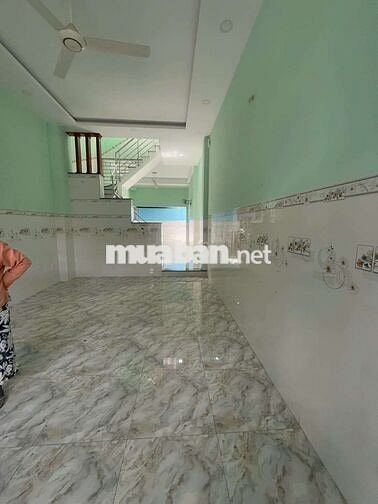 Nhà 1 trệt 2 lầu sân thượng hẻm Hồ Văn Long BHH B bình tân