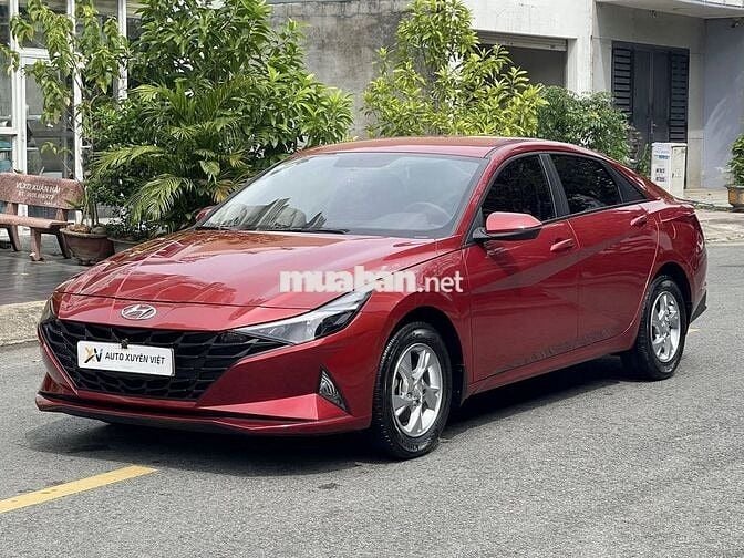 Hyundai Elantra 1.6AT Tiêu Chuẩn 2022 Lướt Như Mới