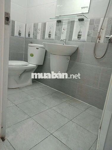 NHÀ HXT ĐỐI DIỆN VẠN PHÚC. 2PN 2WC, PHÙ HỢP GIA ĐÌNH + KD ONLINE