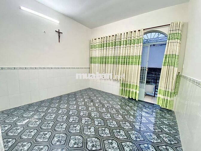 HỒ ĐẮC DI, TÂY THẠNH TÂN PHÚ,DT:42M2 ,3 TẦNG ,HXH, NHỈNH 5 TỎI