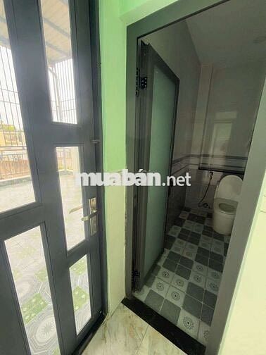 Nhà 1 trệt 2 lầu sân thượng hẻm Hồ Văn Long BHH B bình tân