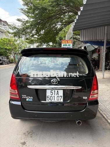 Toyota Innova 2007 G - 180 km