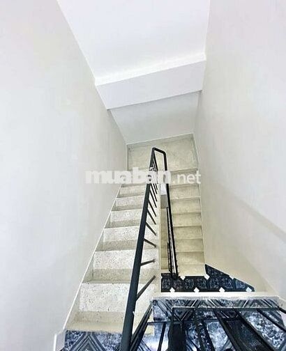 HỒ ĐẮC DI, TÂY THẠNH TÂN PHÚ,DT:42M2 ,3 TẦNG ,HXH, NHỈNH 5 TỎI