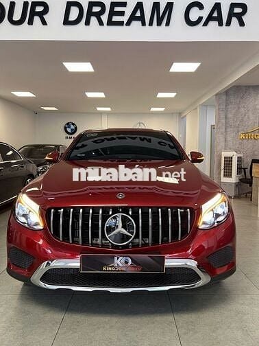 Mercedes Benz GLC 2018 300 Coupe 4Matic - 33000 km