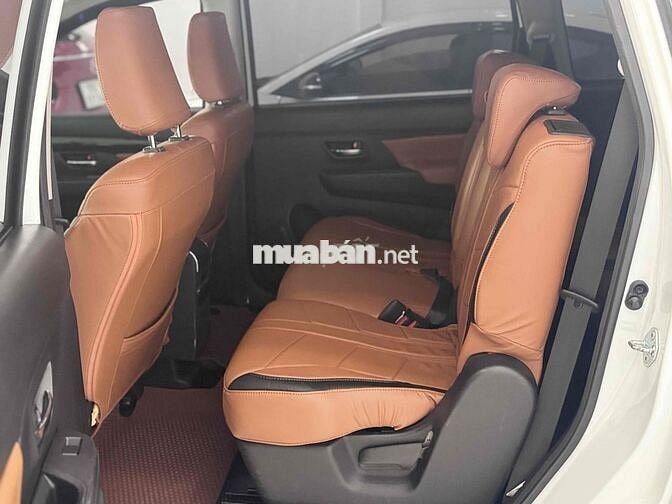 Suzuki Ertiga 2023 - 48000 km bản xăng điện