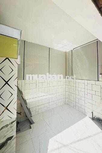 🏠蓉房地产  NHỈNH 1 TỶ - AN DƯƠNG VƯƠNG - HẺM 5m. 3 TẦNG -4m x 2.8m. Bình T