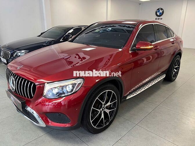Mercedes Benz GLC 2018 300 Coupe 4Matic - 33000 km