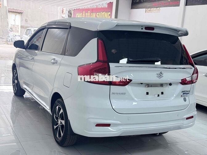 Suzuki Ertiga 2023 - 48000 km bản xăng điện