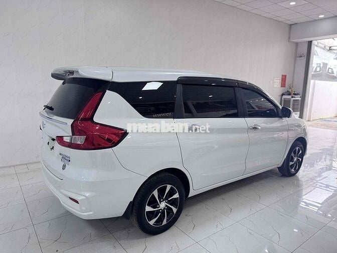 Suzuki Ertiga 2023 - 48000 km bản xăng điện