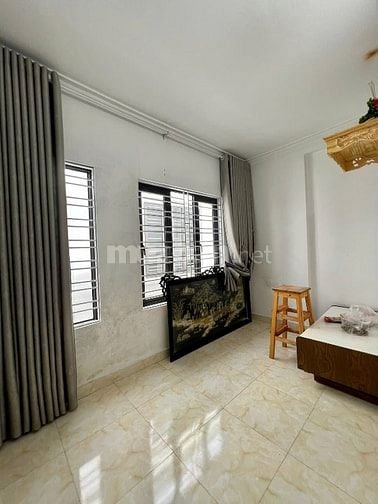 Chính chủ giảm giá tới 200tr nhà đường Sơn Hưng, Tân Bình, giá 3tỷ4