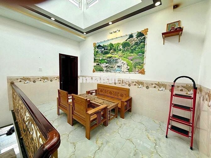 Nhà trệt lầu 3PN có nội thất KDC Quân Báo (gần ĐH Y Dược) 10 triệu