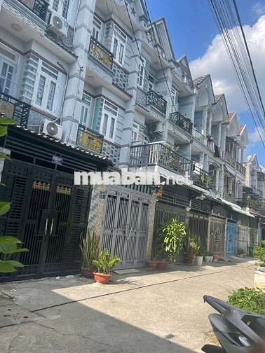 NHÀ NGUYÊN CĂN 3LẦU NGAY ĐẦU TÔ NGỌC VÂN QUẬN12