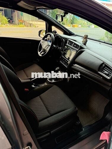 Honda Jazz 2018 RS - 80000 km