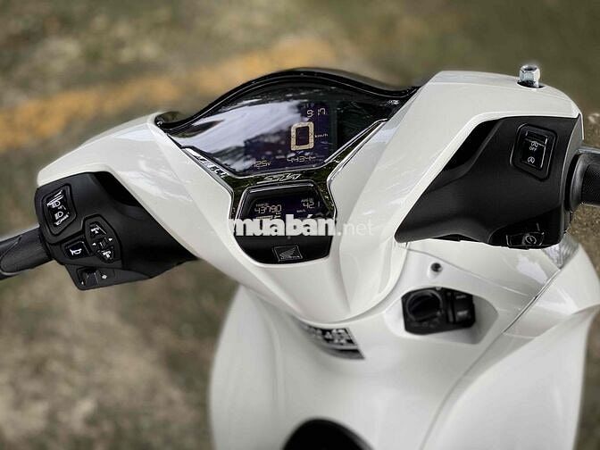 SH125i 2024 lướt chính chủ 4 ngàn km