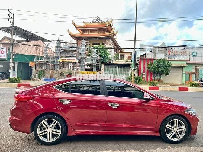 Elentra 2018 sport 1.6 turbo  bản full odo 6 vạn 7