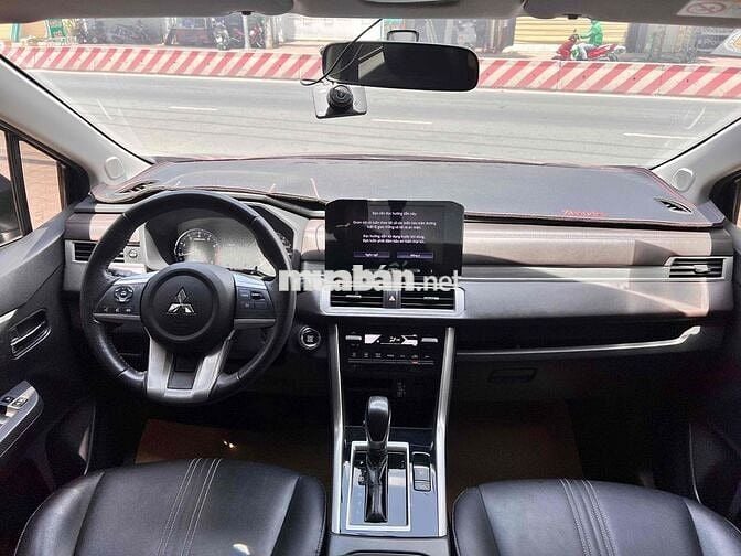Mitsubishi Xpander 2022 AT Premium - 69980 km