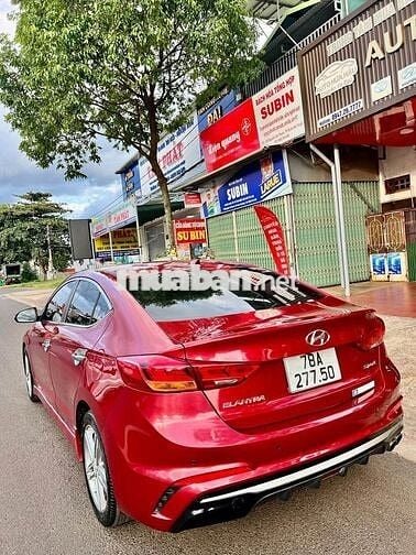 Elentra 2018 sport 1.6 turbo  bản full odo 6 vạn 7