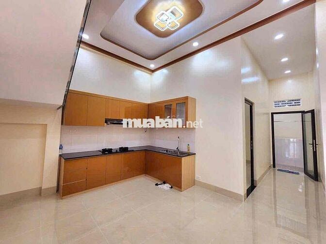 NHÀ 1 TRỆT 1 LẦU KHU MINH LINH P5 TP VĨNH LONG