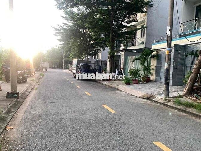 Cần bán 2lô đất #Sổhồngriêng trong kdc Quận8