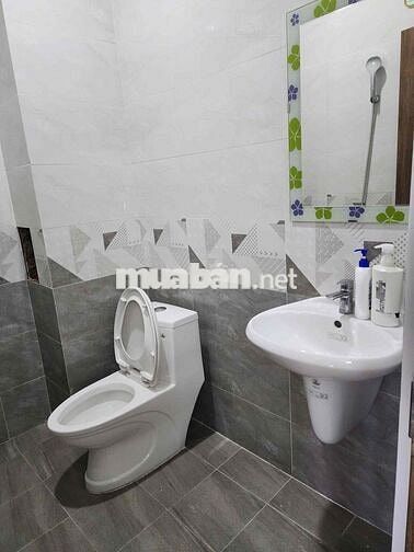 CHO THUÊ NHÀ 3 TẦNG MẶT TIỀN ĐOÀN KHUÊ, NAM VIỆT Á – 5 PHÒNG NGỦ FULL