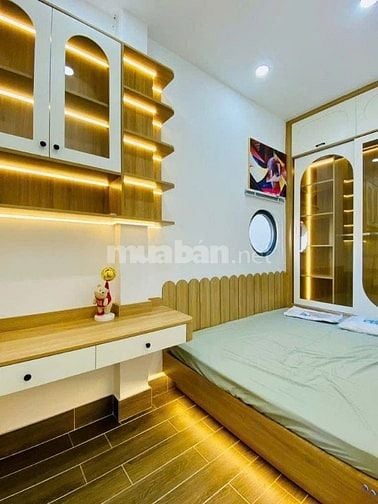 HOT!HOT!HOT! BÁN NHÀ 2 TẦNG Ở RẠCH BÙNG BINH Q3-GIÁ CHỈ 2,82 TỶ