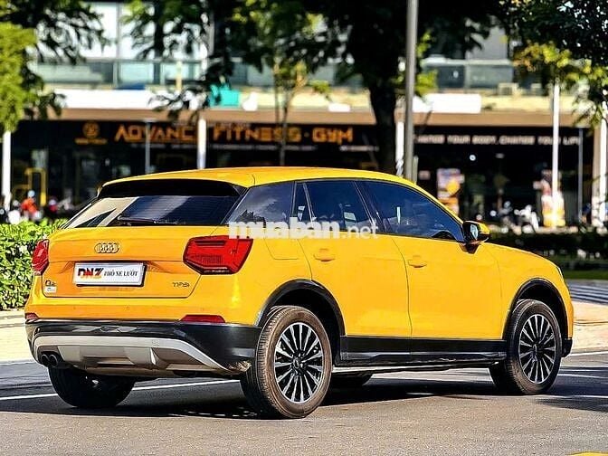 Xe Audi Q2 1.4 TFSI model 2019 - 41000 km - Vàng