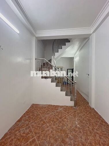 Hoàng Hoa Thám – Ba Đình – Hà Nội.Dt: 27m²  gia 3,8 tỷ