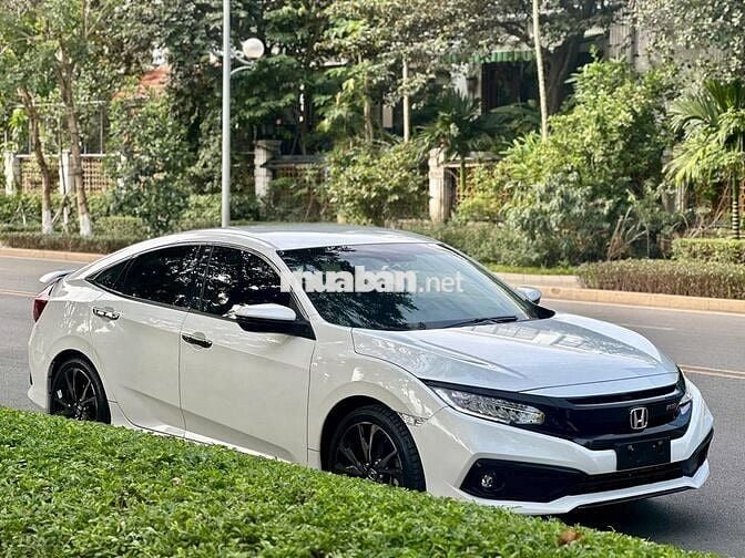 Honda Civic 2020 RS 1.5 AT mới đẹp
