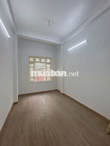 Hoàng Hoa Thám – Ba Đình – Hà Nội.Dt: 27m²  gia 3,8 tỷ