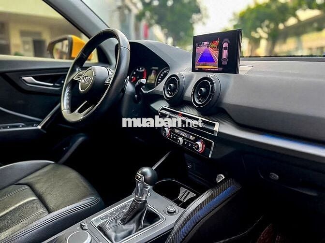 Xe Audi Q2 1.4 TFSI model 2019 - 41000 km - Vàng