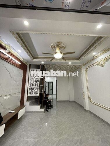 NHÀ ĐẸP HÀO NAM- 30M RA ÔTÔ GẦN GA CÁT LINH KẾT NỐI TÀU ĐIỆN THỦ ĐÔ