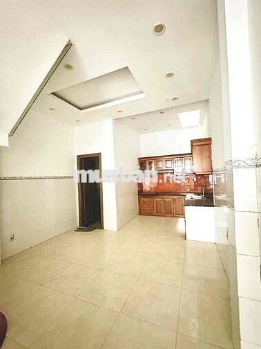 BÁN NHÀ LINH ĐÔNG _HẺM XE HƠI _4 TẦNG 200m sàn - chỉ : 5,9 tỷ - sr hc