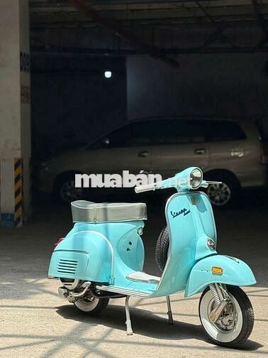 Vespa cổ Super 150 nguyên bản dọn lại đẹp