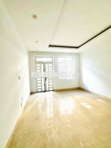 BÁN NHÀ LINH ĐÔNG _HẺM XE HƠI _4 TẦNG 200m sàn - chỉ : 5,9 tỷ - sr hc