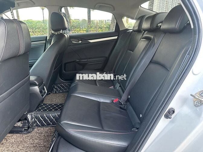 Honda Civic 2020 RS 1.5 AT mới đẹp