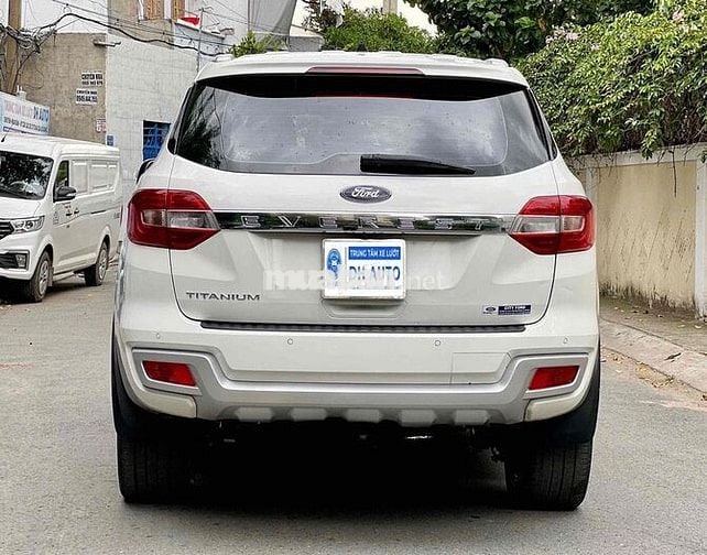 Ford Everest 2016 Titanium 2.2L AT 4x2 - 96000 km
