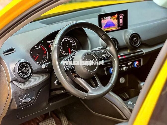 Xe Audi Q2 1.4 TFSI model 2019 - 41000 km - Vàng