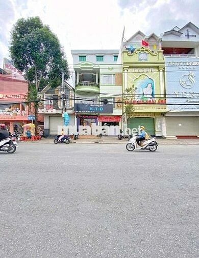 NHÀ MẶT TIỀN MẬU THÂN GẦN SIÊU THỊ LOTTE