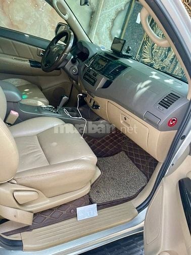 Nhà cần bán ôtô Fortuner V 388triệu