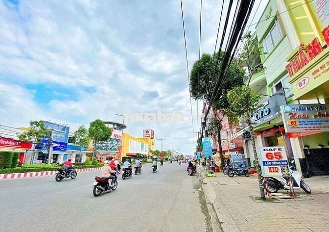 NHÀ MẶT TIỀN MẬU THÂN GẦN SIÊU THỊ LOTTE