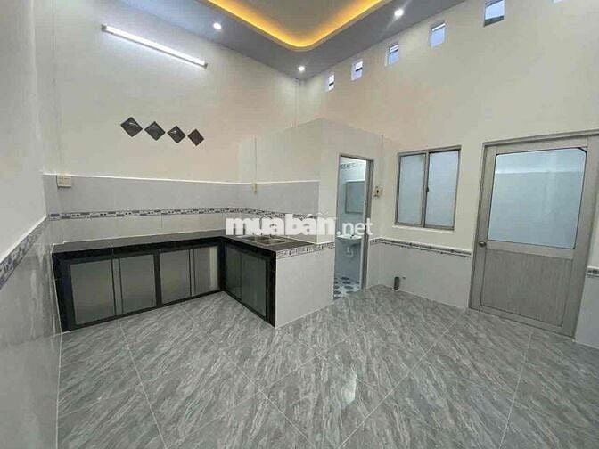 Nhà mới 100% 2 phòng hẻm Hoàng Quốc Việt