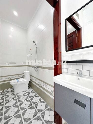 NẮM CHÍNH CHỦ BÁN NHÀ 2 TẦNG HẺM 138 TRẦN HƯNG ĐẠO